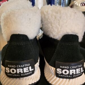 Sorel Womens Black and White Winter Boots